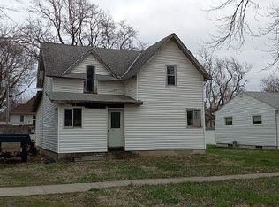 209 S 13th St, Sac City, IA 50583
