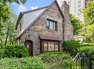 2700 Netherland Ave, Bronx, NY 10463