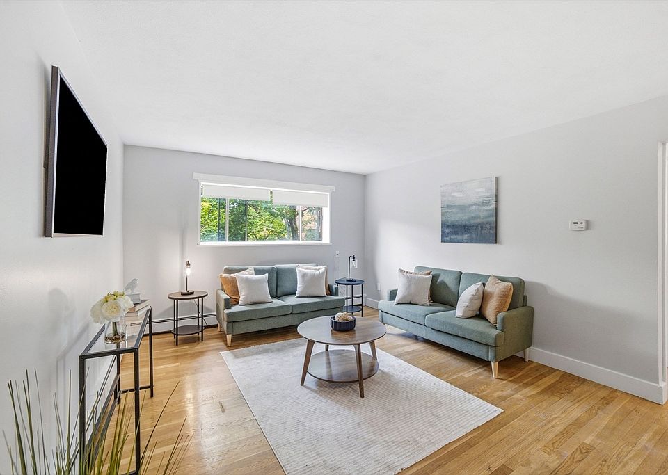 1st image of 14 Riverside St APT 2-1
