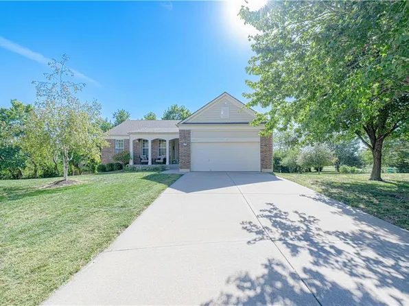 1945 W Elm Ter, Olathe, KS 66061