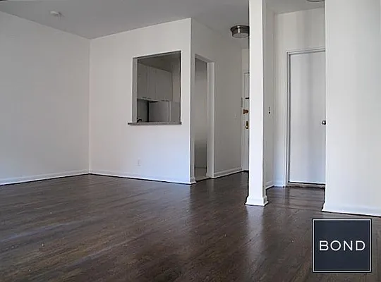 Rented by Bond New York | media 20