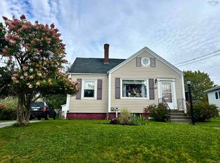 140 Roderick St, New Glasgow, NS B2H 3Y4