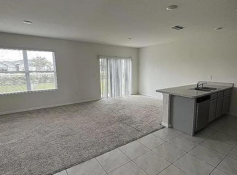 345 Corso Loop — Photo 10