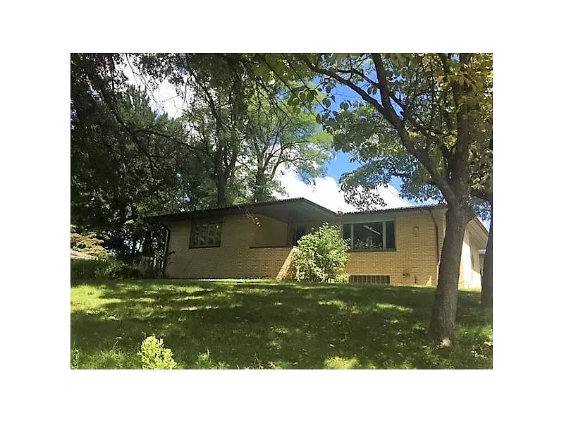 454 Decatur Ave photo 1