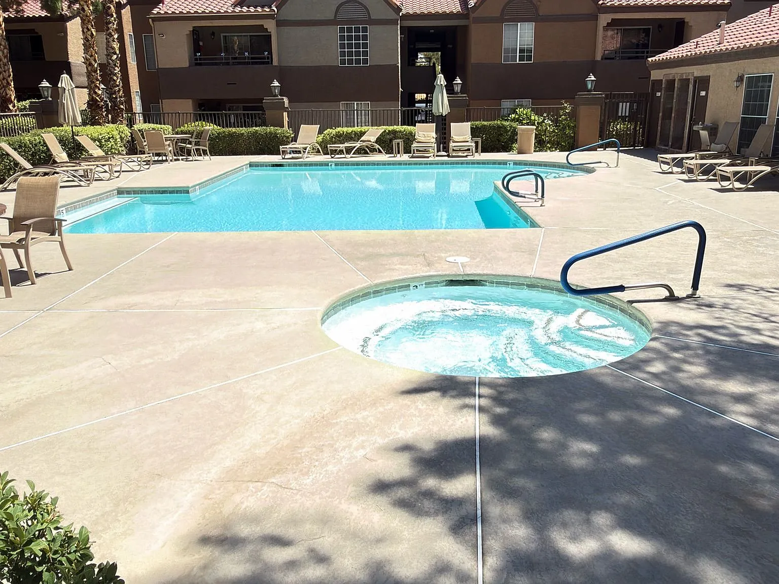 2 bed, 1053 sqft, $1,750 — Photo 3