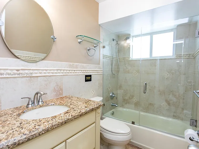 1311 Rodman St — Photo 10