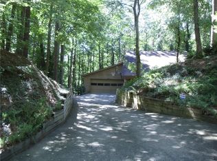4335 Inverary Walk NE, Roswell, GA 30075