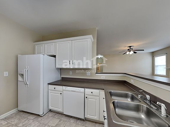 4th image of 109 Morrocroft Ln