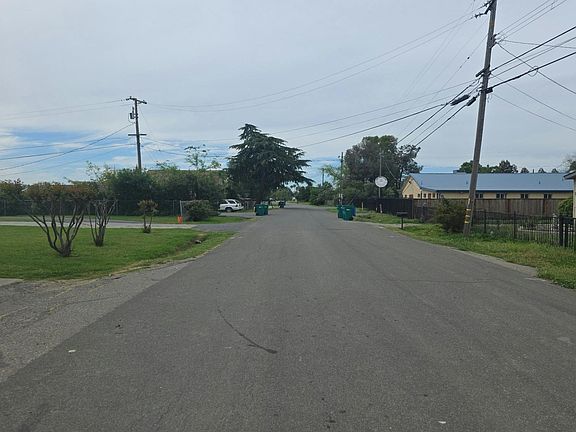 5th image of 3423 Guernsey Ave