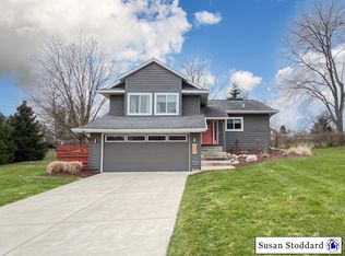 677 Rookway Ave SE, Ada, MI 49301