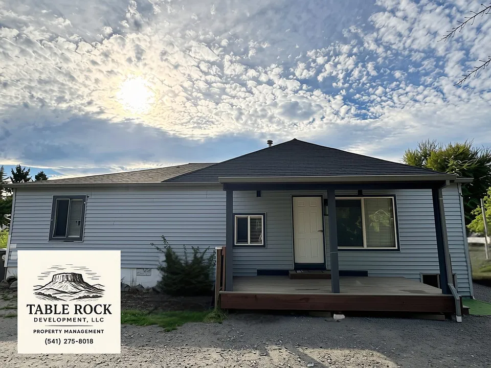 3121 Table Rock Rd