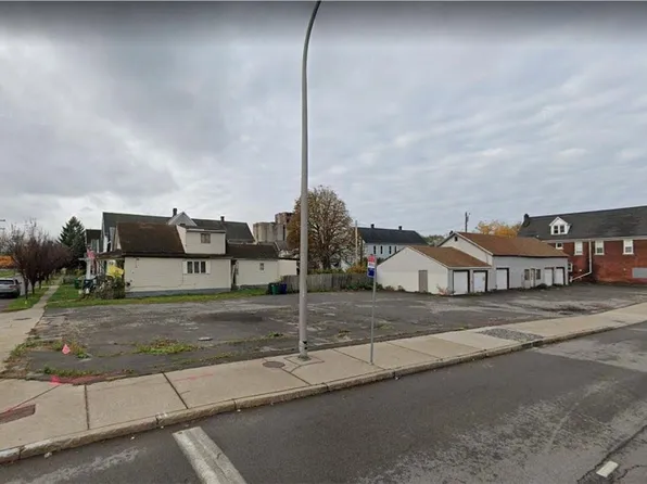 921 S Park Ave #5, Buffalo, NY 14210