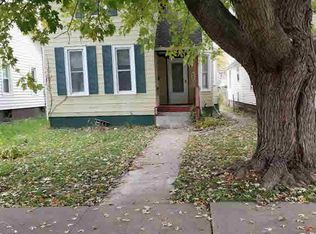 648 6th Ave S, Clinton, IA 52732