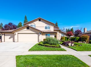 1651 Cromwell Ave, Clovis, CA 93611