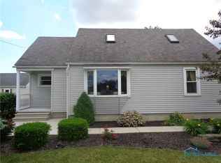 1507 Millbury Rd, Northwood, OH 43619