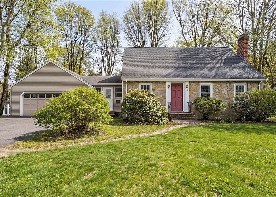 1st image of 630 Pleasant St