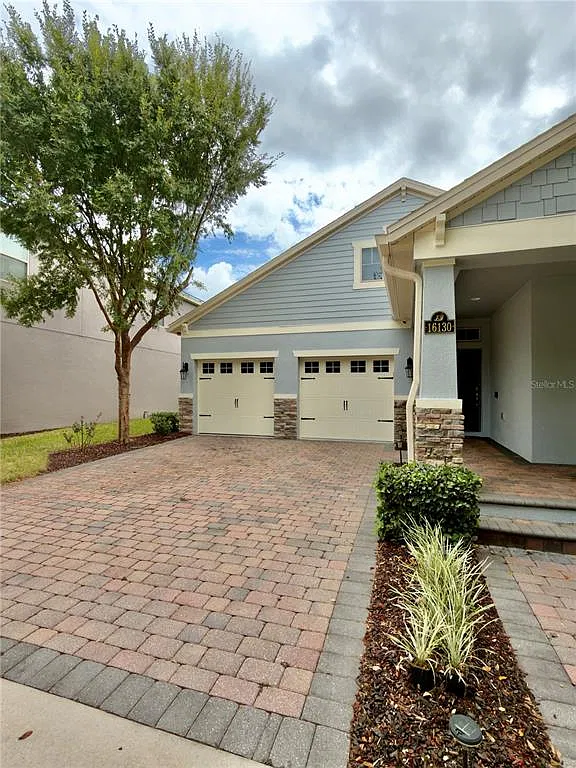 4 bed, 3.5 bath, 2031 sqft, $3,500 — Photo 2