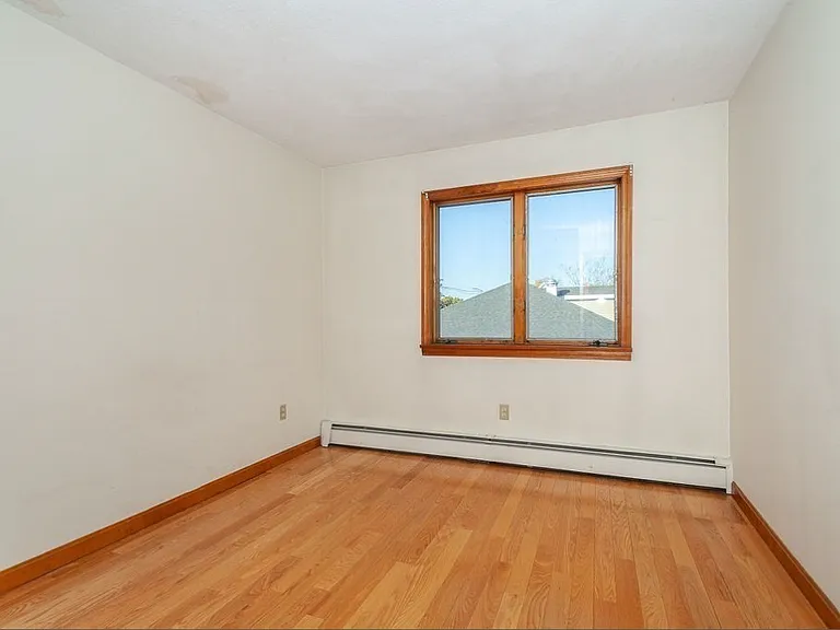 7 North St #1A — Photo 10