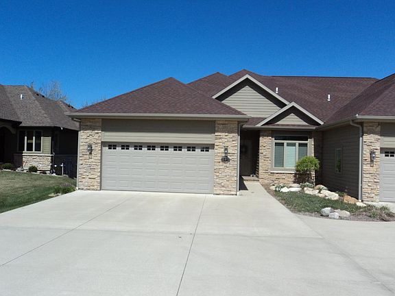 2nd image of 303 202nd St