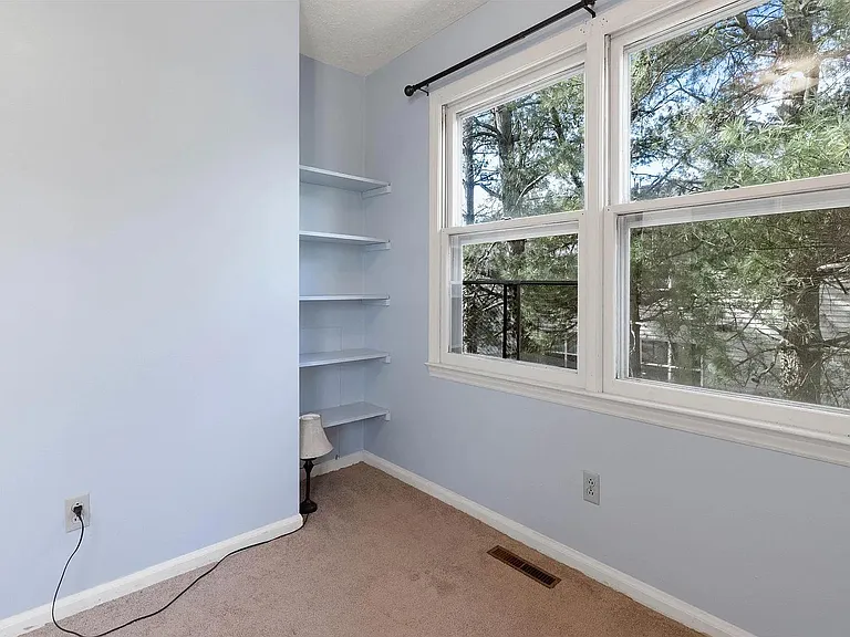 1303 Giles Rd #B — Photo 6