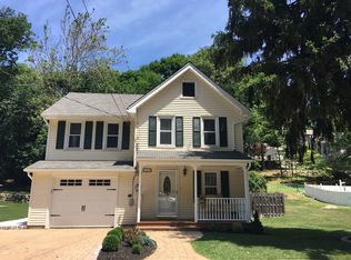 100 Carey Ave, Butler, NJ 07405