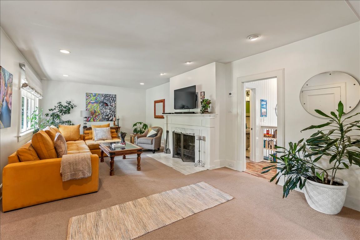 next background image