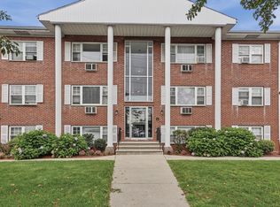 Chateau Manor, Woburn, MA 01801