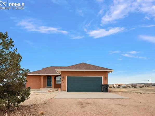1313 N Blue Lake Ln, Pueblo West, CO 81007