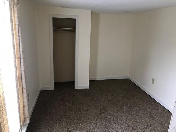 2nd image of 1021 Park Ave #2