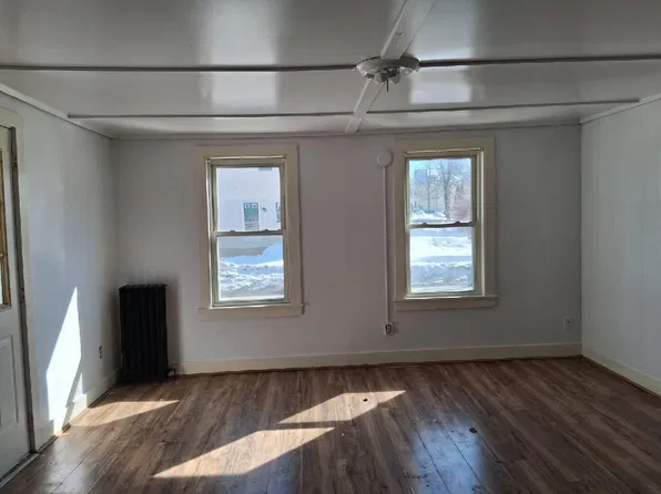 19 Bowman St #1, Laconia, NH 03246