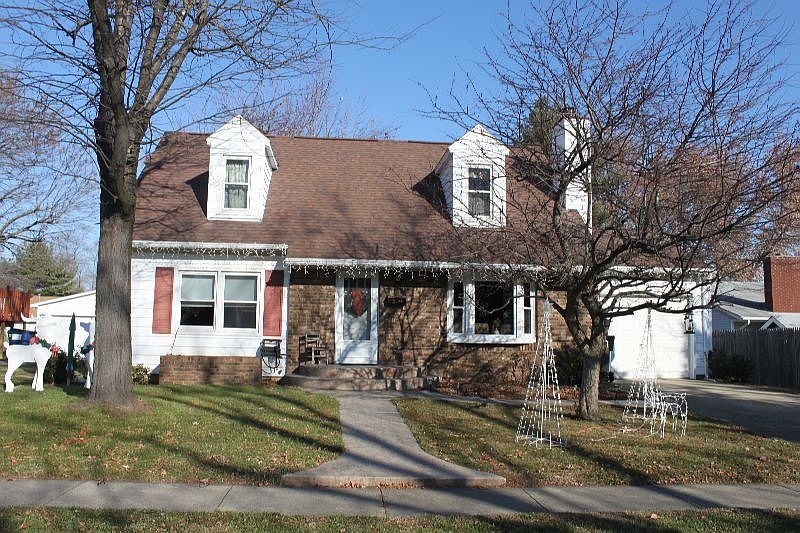 1st image of 304 Essex Ave