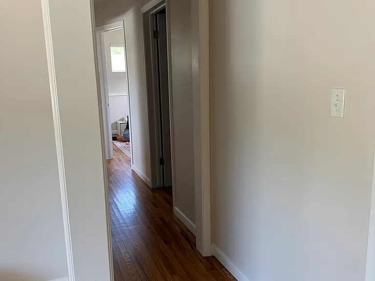 3472 Gramercy Ave — Photo 5