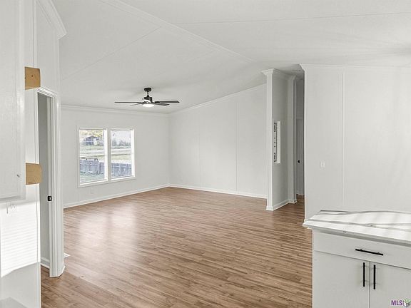4th image of 38105 Falcon Wood Dr