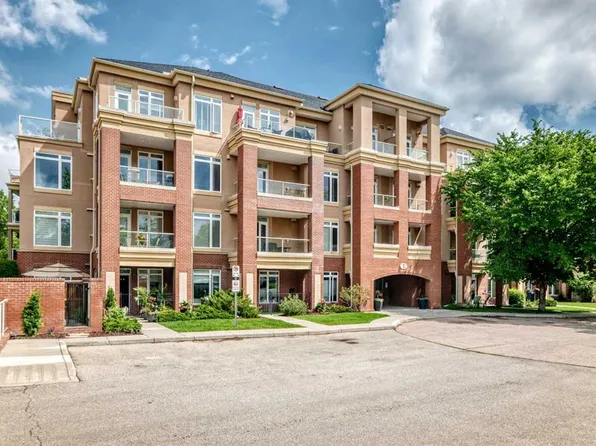 4 Hemlock Cres SW #103, Calgary, AB T3C 2Z1