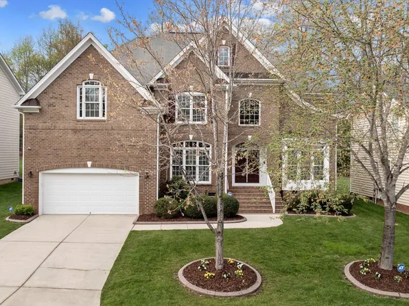4913 Paces Ferry Dr, Durham, NC 27712
