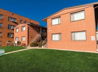 1220 F St #26, Lincoln, NE 68508