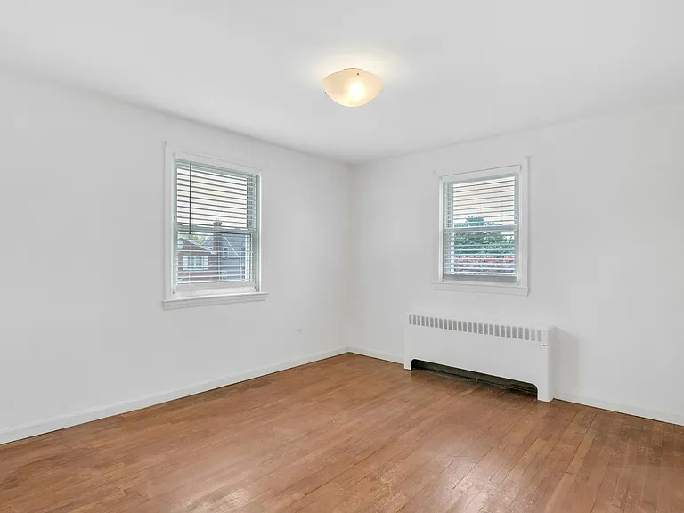 105 Woodside Ave #2 — Photo 18
