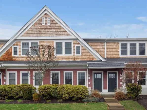 265 Post Rd, Warwick, RI 02888