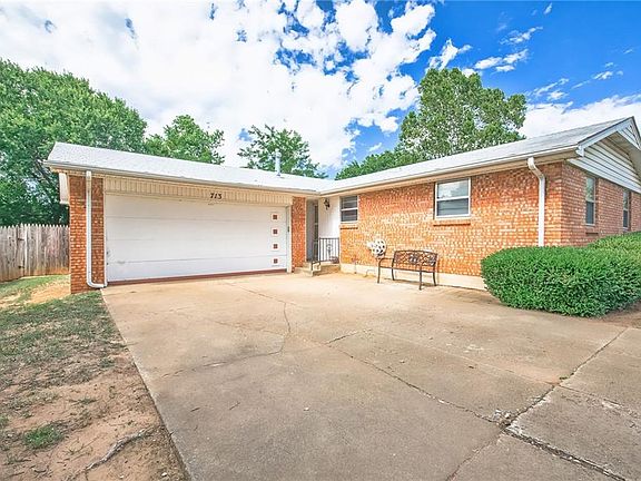 4th image of 713 Elmwood Dr