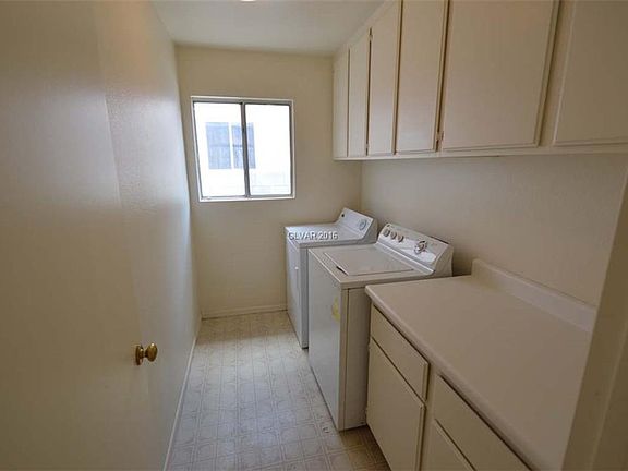2nd image of 913 Shady Creek Dr #0