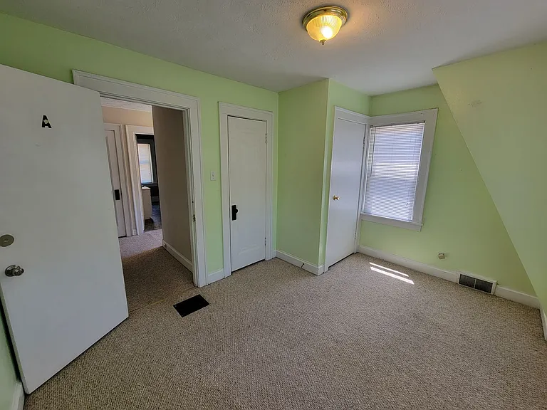 1444 S Bend Ave — Photo 27