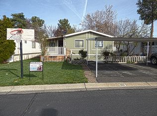 207 Luxury Ln, Reno, NV 89502