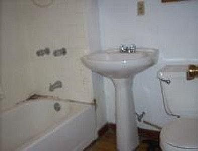 1st image of 2326 N Southport Ave #1F5