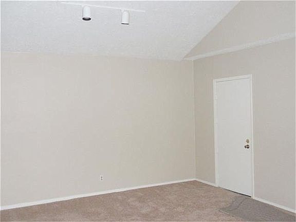 5th image of 5606 Dove Forest Ln