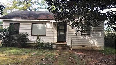 1413 W Highland Ave — Photo 1