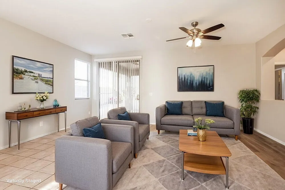 3 bed, 2.0 bath, 1373 sqft, $2,690 — Photo 3