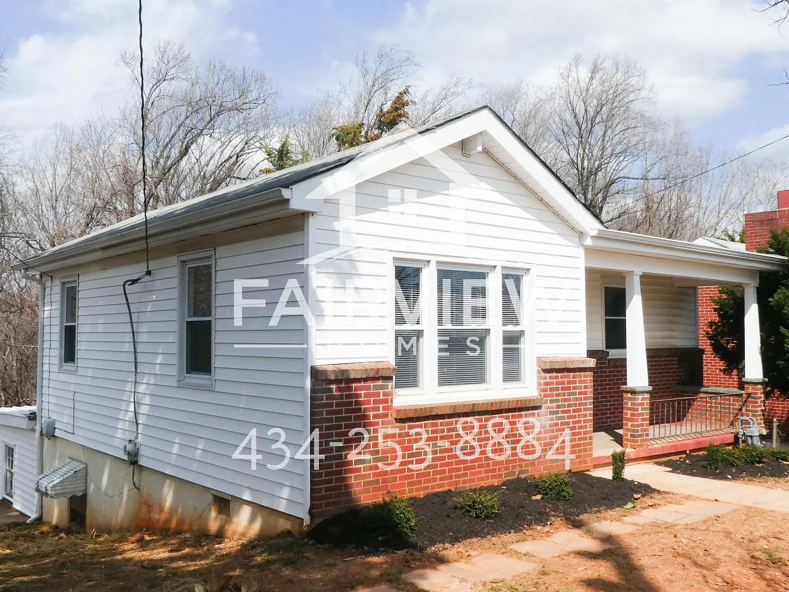1711 Otey St — Photo 2