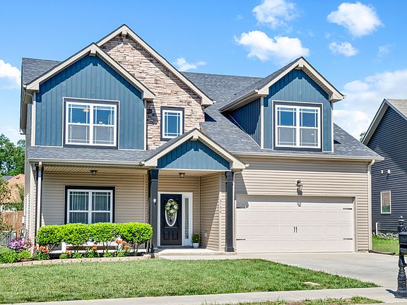 3rd image of 3756 Windhaven Dr