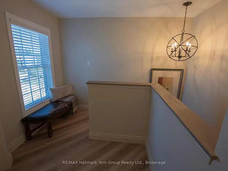 150 Victoria St S #112 — Photo 14