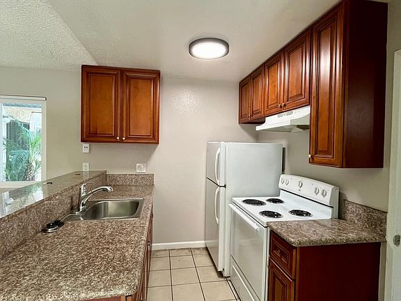 3rd image of 8815 Mira Mesa Blvd #4